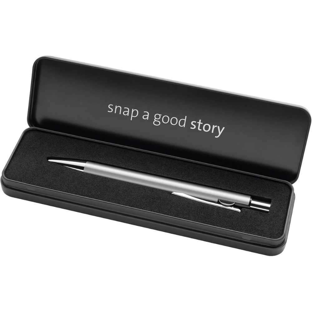 BOLÍGRAFO PELIKAN SNAP COLOR PLATA CON CAJA DE METÍLICA K10 SKU: 821223 - Imagen 2